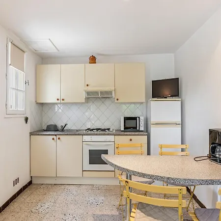 Appartamento Apartment In Meze With Pool And Vineyards, Cleaning Included