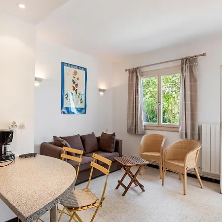 Appartamento Apartment In Meze With Pool And Vineyards, Cleaning Included