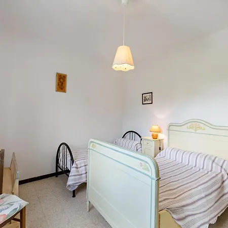 Appartamento Apartment In Meze With Pool And Vineyards, Cleaning Included Mèze