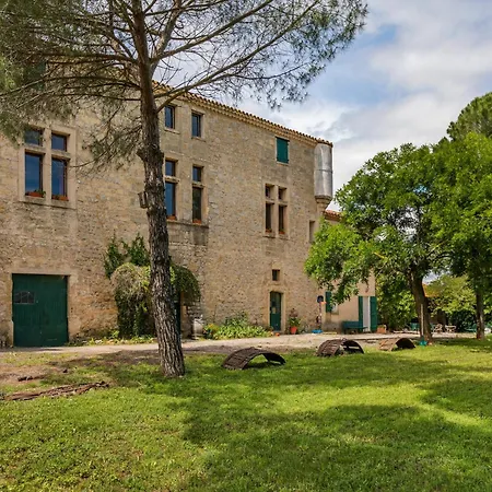 Apartment In Meze With Pool And Vineyards, Cleaning Included