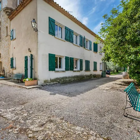 Apartment In Meze With Pool And Vineyards, Cleaning Included Appartamento
